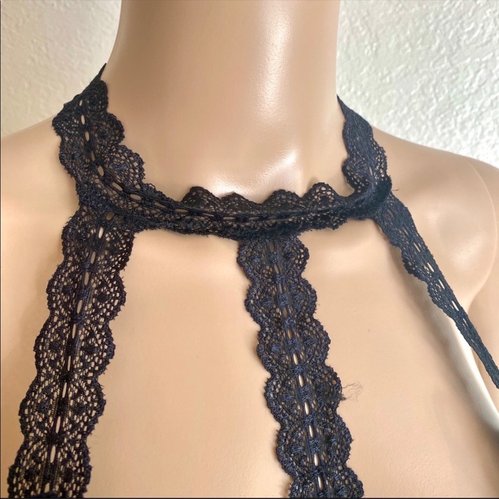 High Neck Lace Bralette - Picture 3 of 7